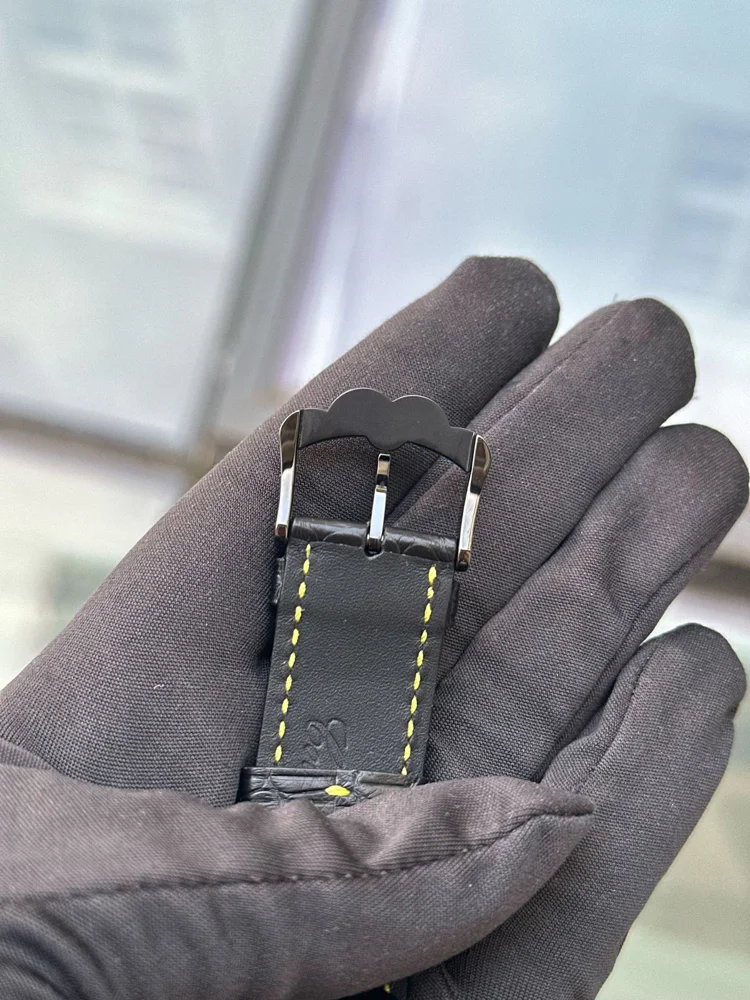 Bovet 19 THIRTY DLC STEEL YELLOW 7 days